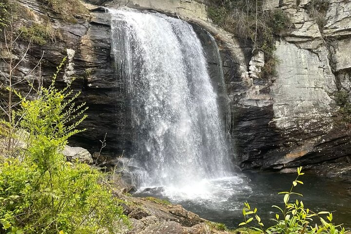 Walk to the base of the falls on the tour!